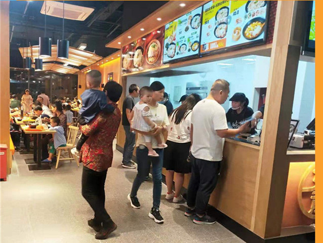 這是一個持續(xù)日入4W+的十一假期