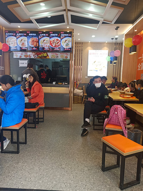 熱烈祝賀湖北武漢東部購物公園店盛大開業(yè)，預祝老板生意興隆！